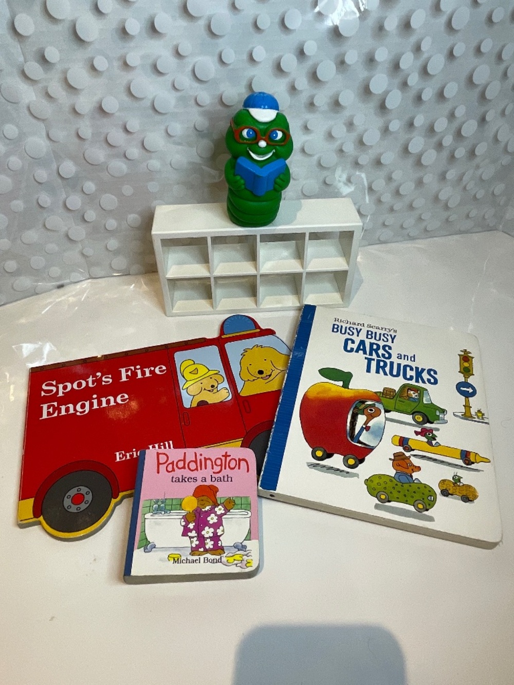 Preschool 📚🐛Book Worm with Board Books bundle